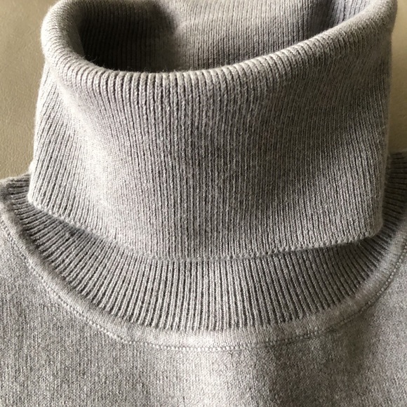 Gray Sweater Top - Picture 2 of 3